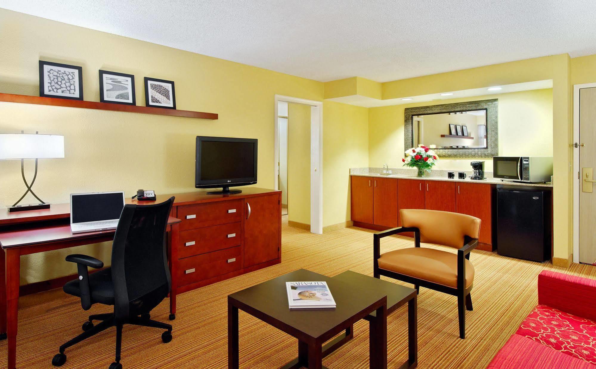 Courtyard Sarasota Bradenton Airport Hotell Eksteriør bilde